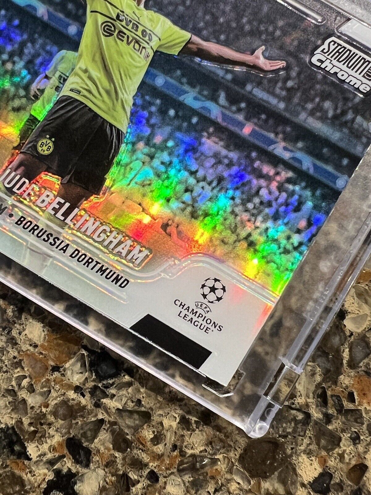 Jude Bellingham 2022 Topps Stadium Club Chrome UEFA Champions League REFRACTOR