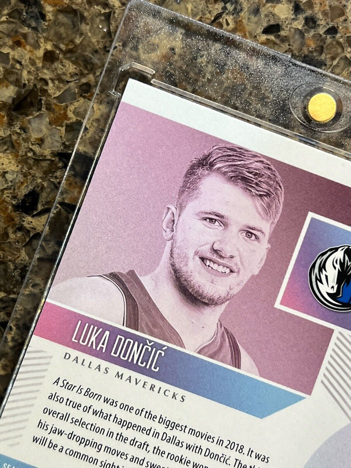 Luka Doncic RC 2018-19 Panini Status Basketball Refractor Rare Gem Mint Rookie