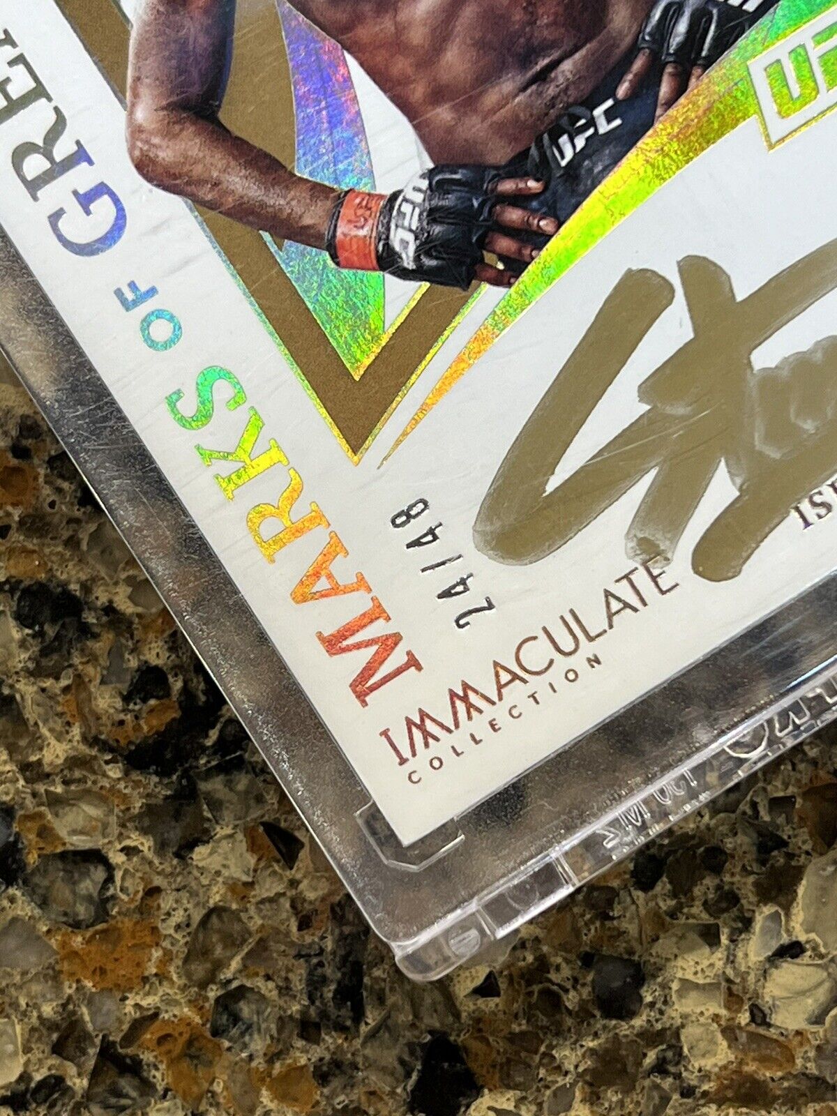 Israel Adesanya 2021 Panini Immaculate UFC Marks Greatness 24/48 Gold Autograph