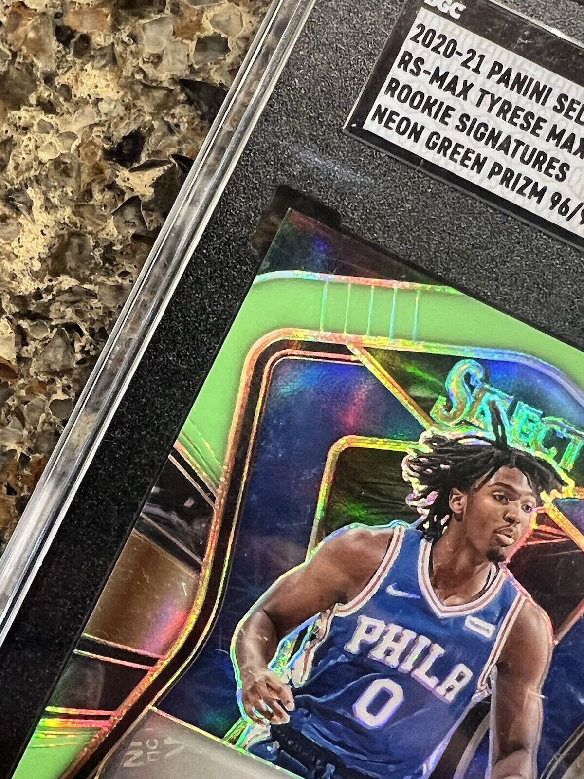 Tyrese Maxey RC 2020 Panini Select Rookie Signatures Neon Green Prizm /99 SGC 10