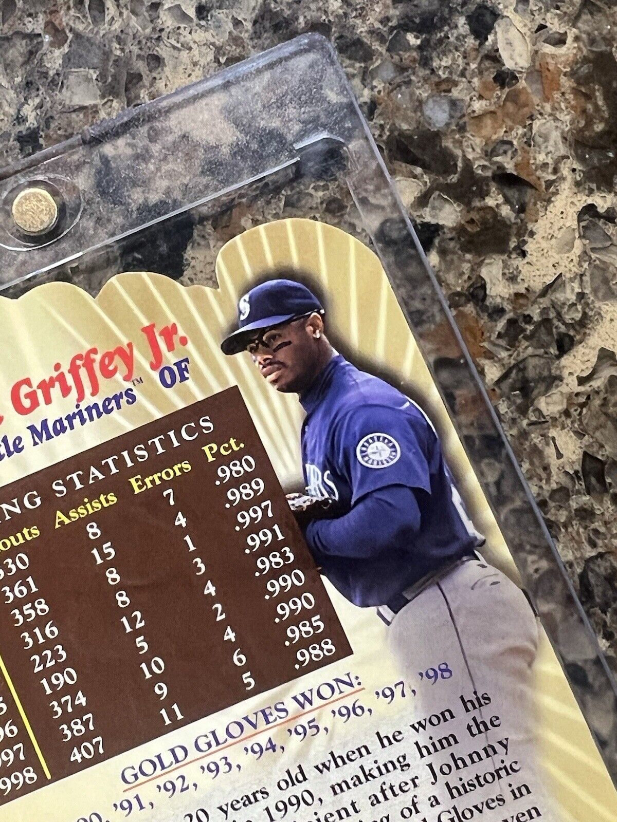 Ken Griffey Jr. 1999 Topps HANDS OF GOLD Die-Cut Embossed Seattle Mariners HOF