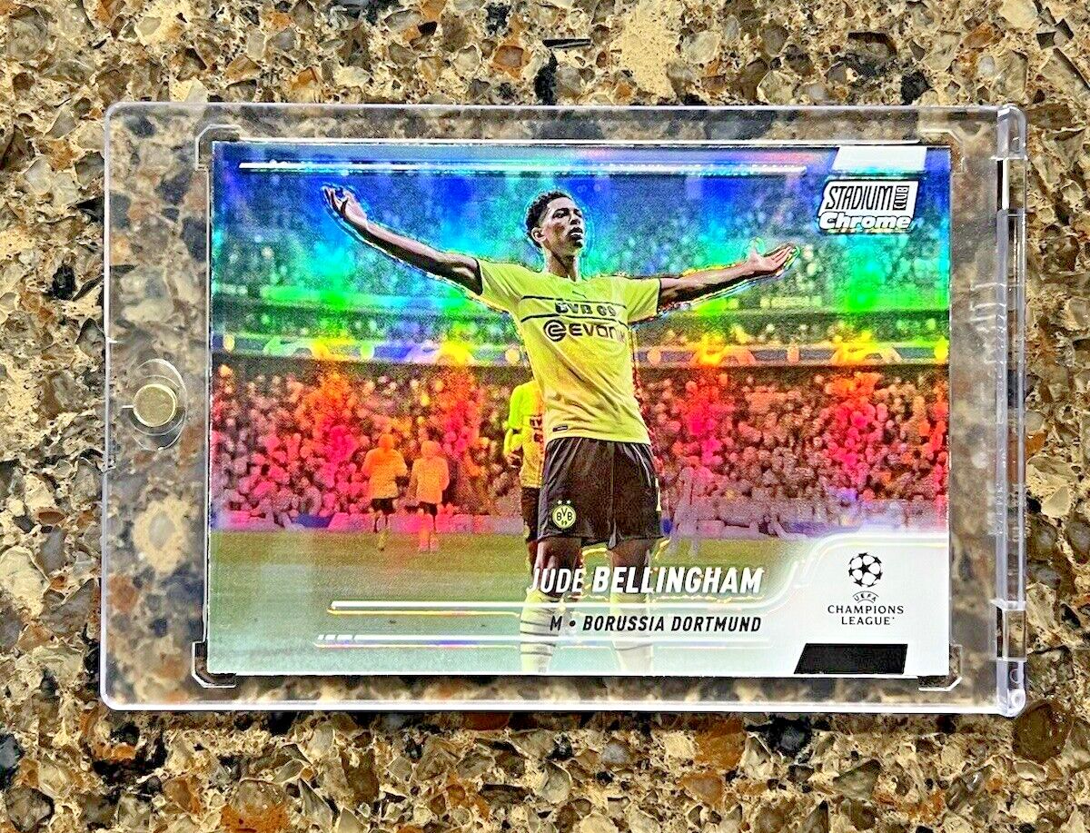 Jude Bellingham 2022 Topps Stadium Club Chrome UEFA Champions League REFRACTOR